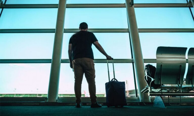 More Than 66,000 Pakistanis Emigrate for Work in Two Months, Bureau Report Reveals