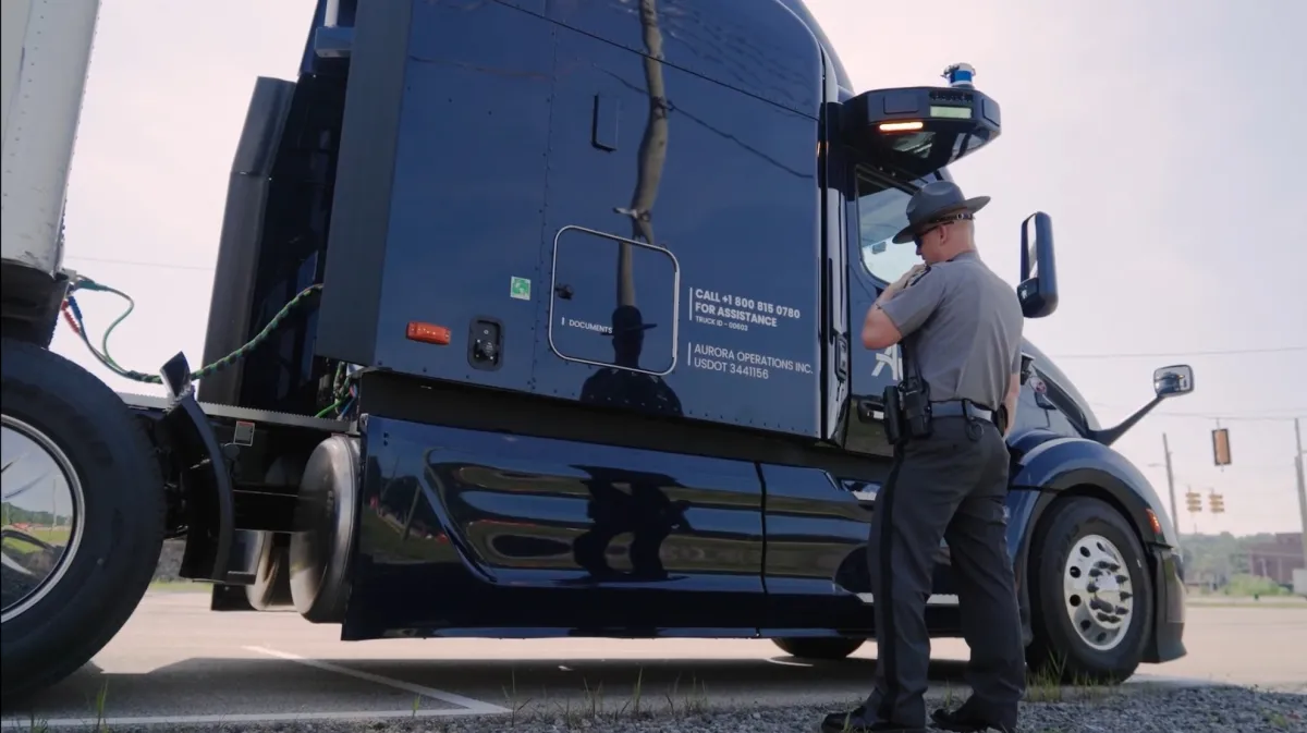 Self‑Driving Trucks Gain Momentum as Major Roadblock Clears, TechCrunch Mobility Reports